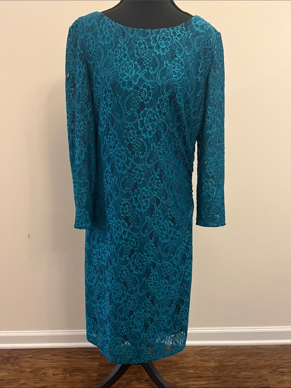 Tahari Turquoise Lace Long-Sleeve Sheath Dress